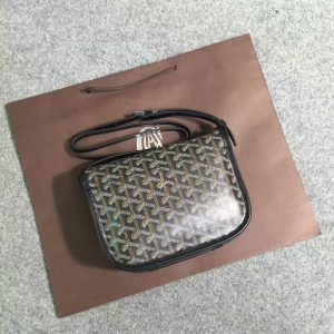 Goyard Shoulder Bag - Image 9