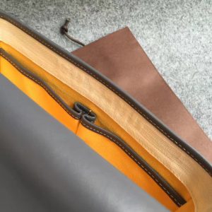 Goyard Shoulder Bag - Image 3