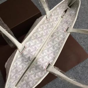 Goyard Saint Louis Tote Bag - Image 7
