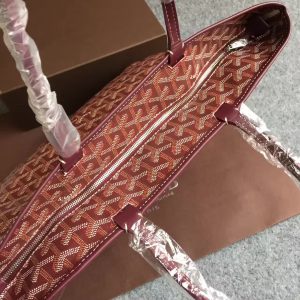 Goyard Saint Louis Tote Bag - Image 7