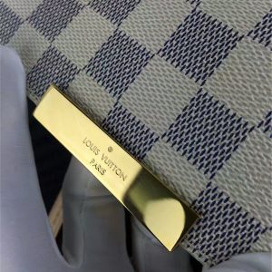 Louis Vuitton Favorite PM - Image 7