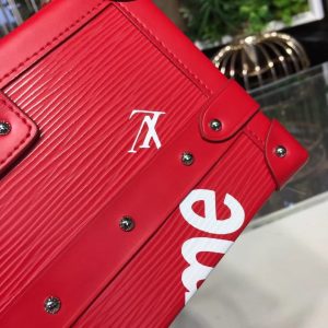 Louis Vuitton Supreme Petite Malle - Image 5