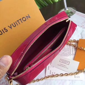 LOUIS VUITTON CAMERA POUCH - Image 7