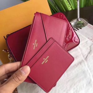 LOUIS VUITTON CAMERA POUCH - Image 3