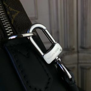 LOUIS VUITTON Kasai - Image 8