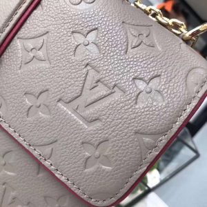 Louis Vuitton CHAIN LOUISE - Image 4