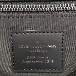 Louis Vuitton Messenger Voyager - Image 8