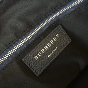 Burberry Briefcase - Image 7
