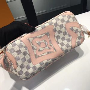Louis Vuitton Neverfull MM - Image 5