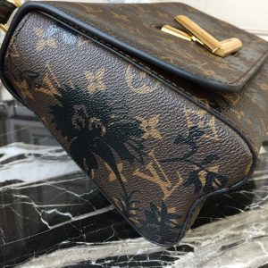 Louis Vuitton  PETITE MALLE - Image 7