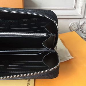 Louis Vuitton ZIPPY XL - Image 5