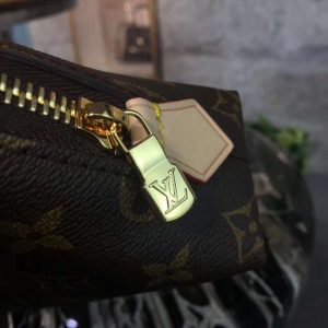 Louis Vuitton pouch - Image 6