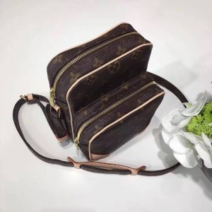 Louis Vuitton cross body bag - Image 7