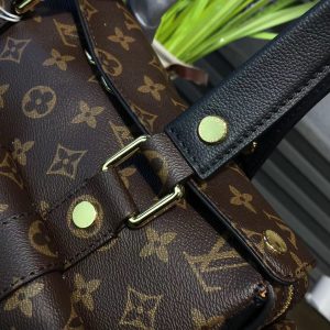 LOUIS VUITTON Manhattan Bag - Image 6