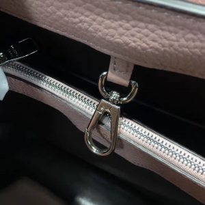 LOUIS VUITTON CAPUCINES - Image 8