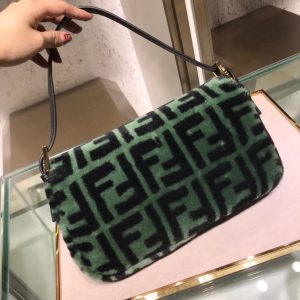 Fendi Baguette Bag - Image 9