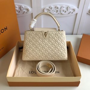 LOUIS VUITTON CAPUCINES - Image 3