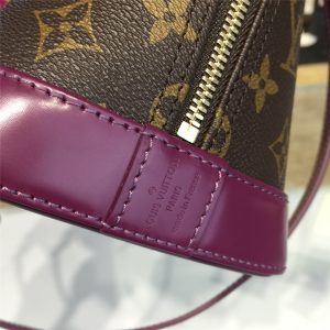 LOUIS VUITTON ALMA MM TOTEM - Image 9