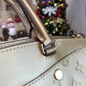 LOUIS VUITTON BREA MM - Image 6