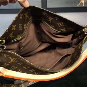Louis Vuitton Metis Monogram - Image 13