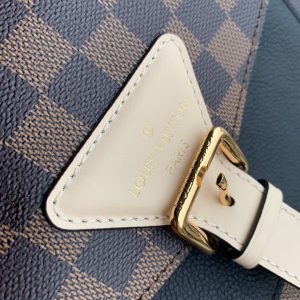 Louis Vuitton CROSSBODY - Image 7