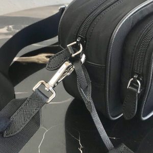 Prada Pocket - Image 5