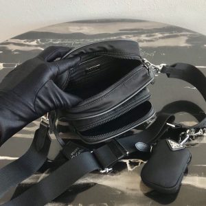 Prada Pocket - Image 3