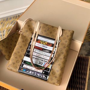 Louis Vuitton Tote - Image 3