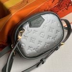 Louis Vuitton pocket