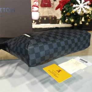 LOUIS VUITTON GRAPHITE MICK PM - Image 4