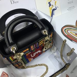 Lady Dior FW18 - Image 5