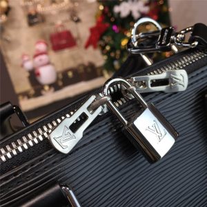 LOUIS VUITTON ALMA MM - Image 9