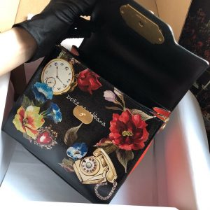 Dolce & Gabbana Hand Bag - Image 4