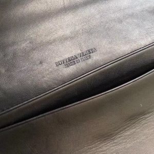 Bottega Veneta Clutch Bag - Image 4