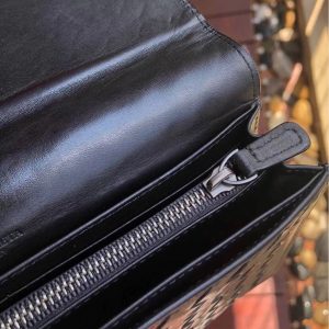 Bottega Veneta Clutch Bag - Image 3