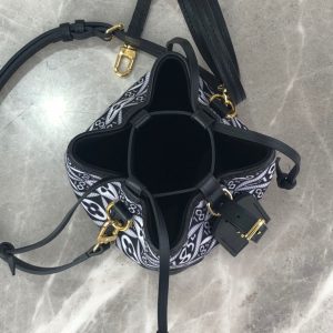 Louis Vuitton NEONOE - Image 5