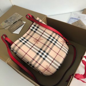 Burberry Bucket bag - Image 7