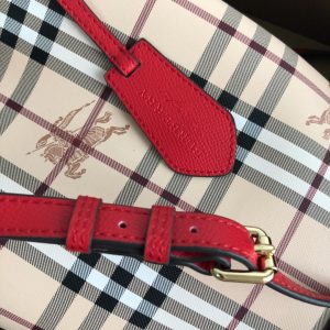 Burberry Bucket bag - Image 6