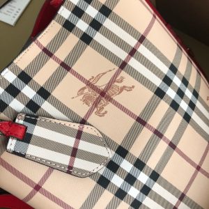 Burberry Bucket bag - Image 5