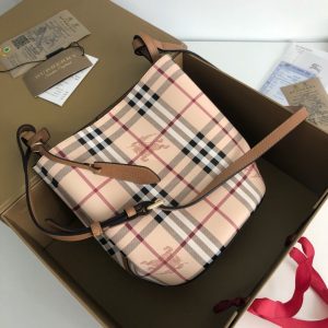 Burberry Bucket bag - Image 6