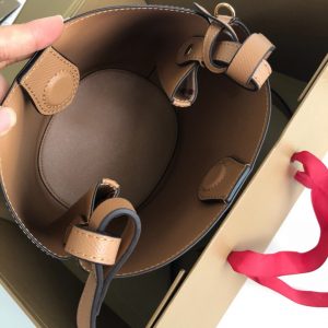 Burberry Bucket bag - Image 3
