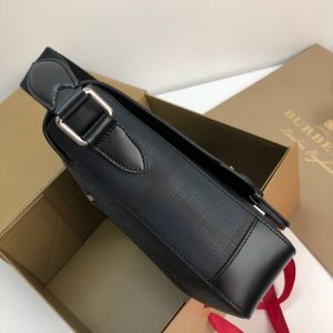 Burberry Messenger bag - Image 8