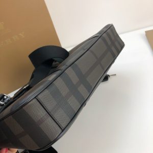 Burberry Briefcase - Image 3