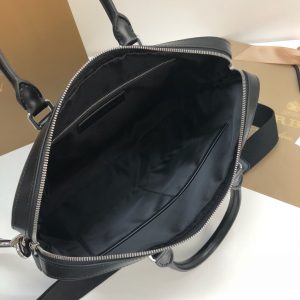 Burberry Briefcase - Image 4