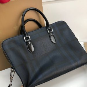 Burberry Briefcase - Image 9