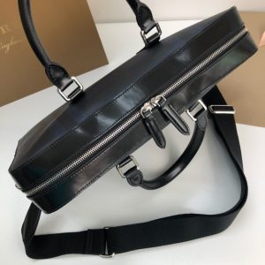 Burberry Briefcase - Image 6
