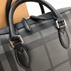 Burberry Briefcase - Image 8