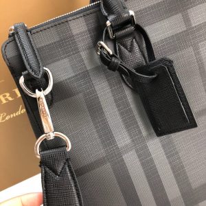 Burberry Briefcase - Image 7
