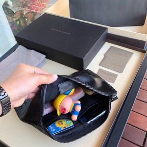 Bottega Veneta Clutch Bag - Image 6