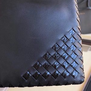Bottega Veneta Clutch Bag - Image 3